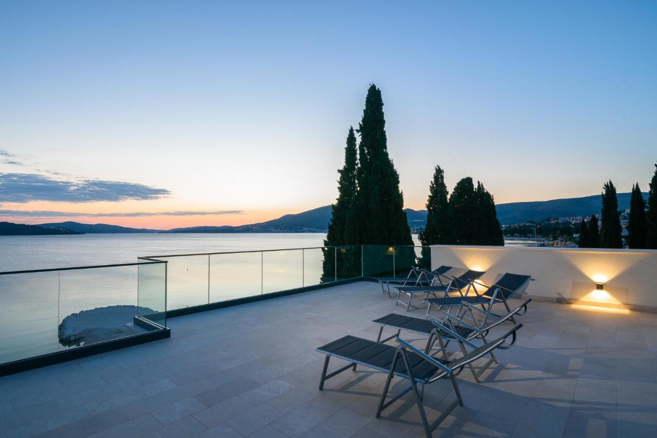 Apartamento Palm Springs Trogir Exterior foto